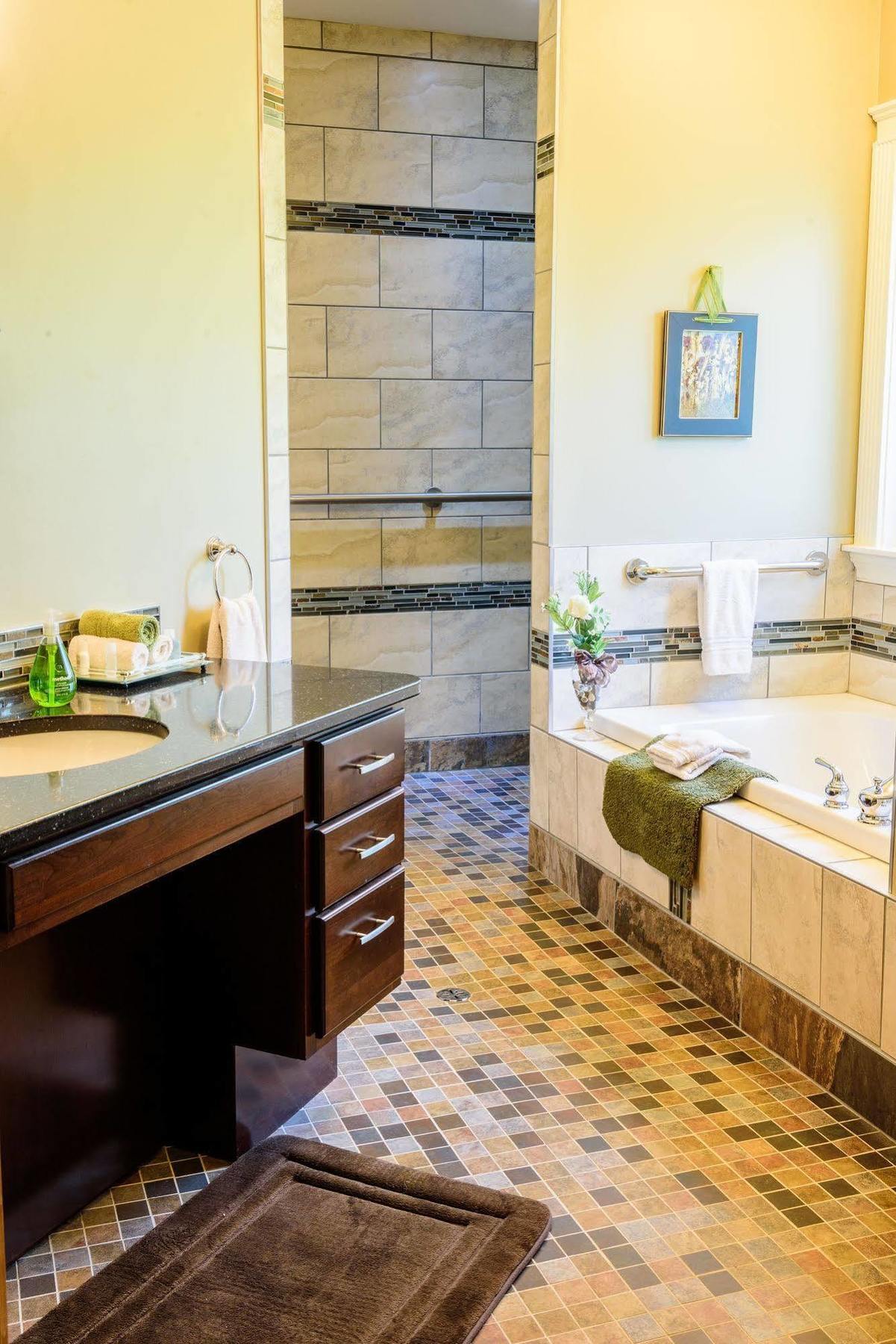 Noble House Suites B&B Grand Forks Luaran gambar