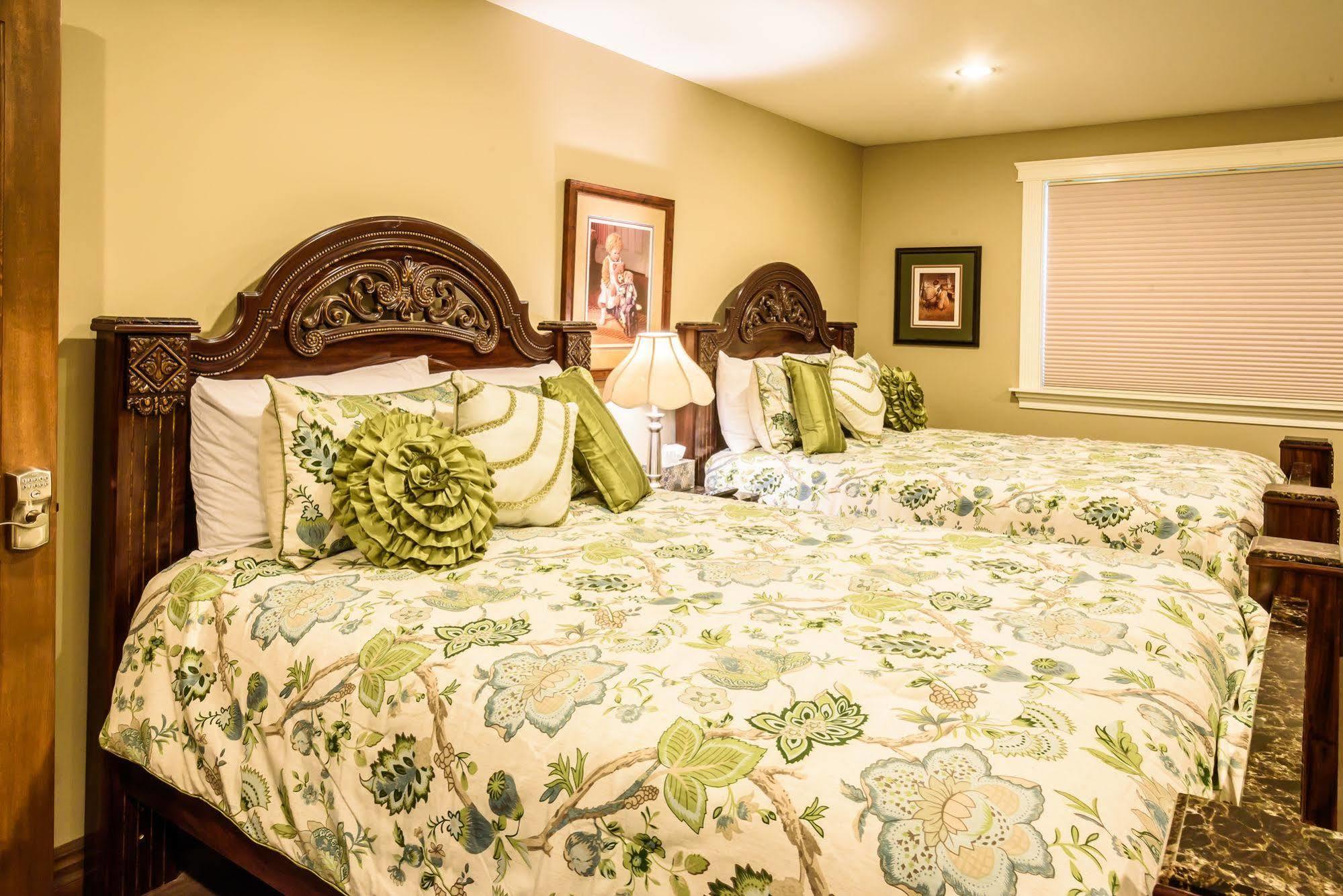 Noble House Suites B&B Grand Forks Luaran gambar